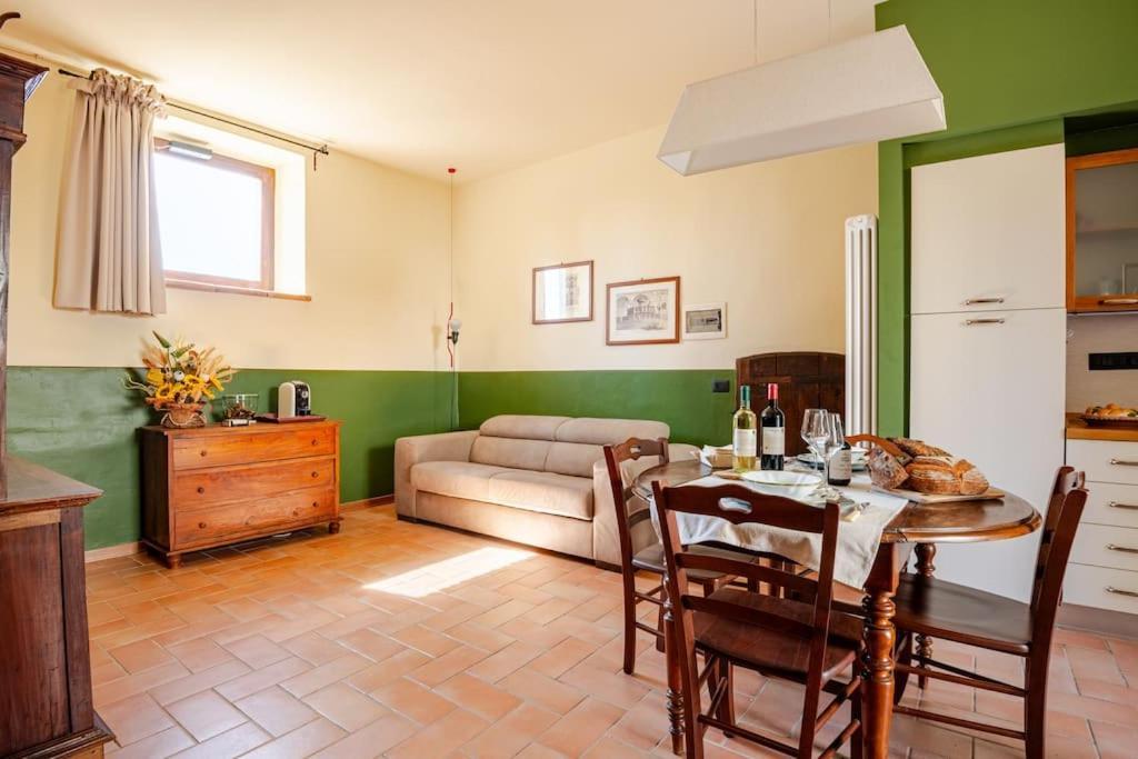 La Torre Dell'oliveto Apartment Agello